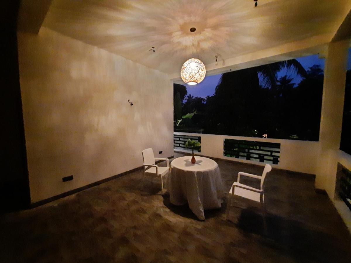 Villa Freiheit Himmel Бентота Екстериор снимка